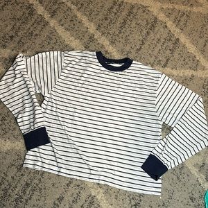 Brandy Melville long sleeve tshirt